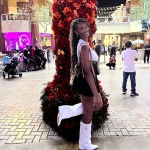 Meet your Posher, Mary